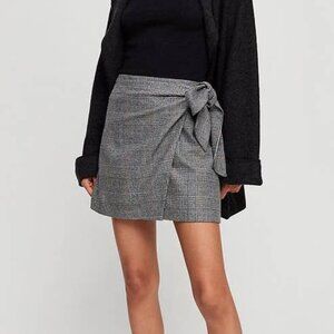 Aritzia Wilfred Dorine Faux Wrap Wool Cashmere Mini Skirt Gray Plaid 00